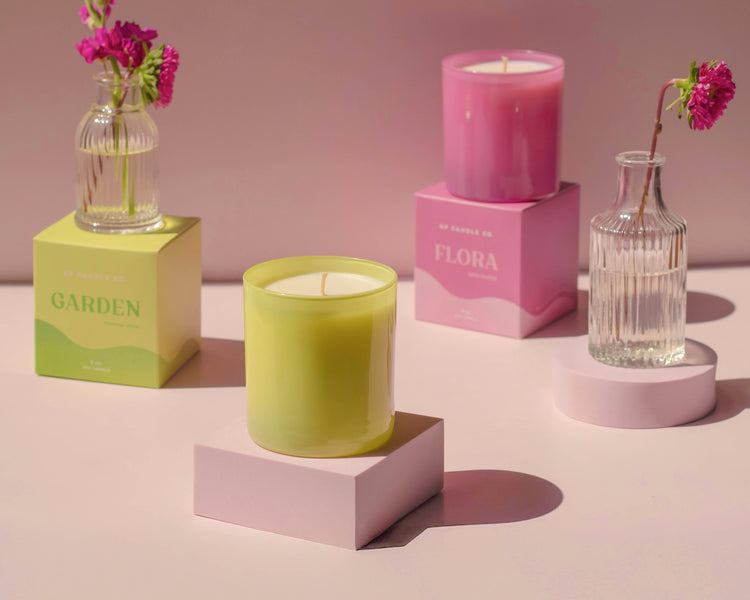 Flora 9 oz. Hue Candle (Wild Orchid) GP Candle
