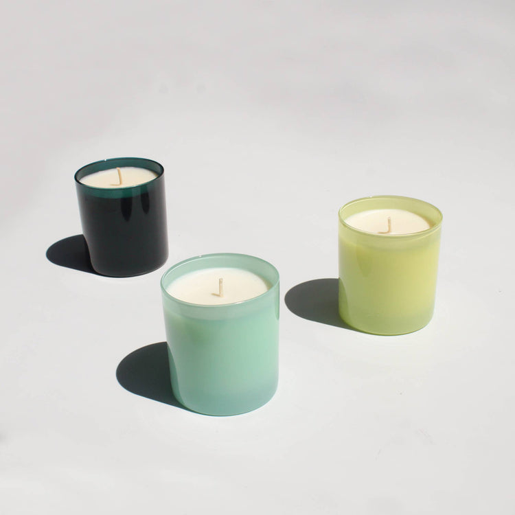 Cloud 9 oz. Hue Candle (Violet Blossoms)